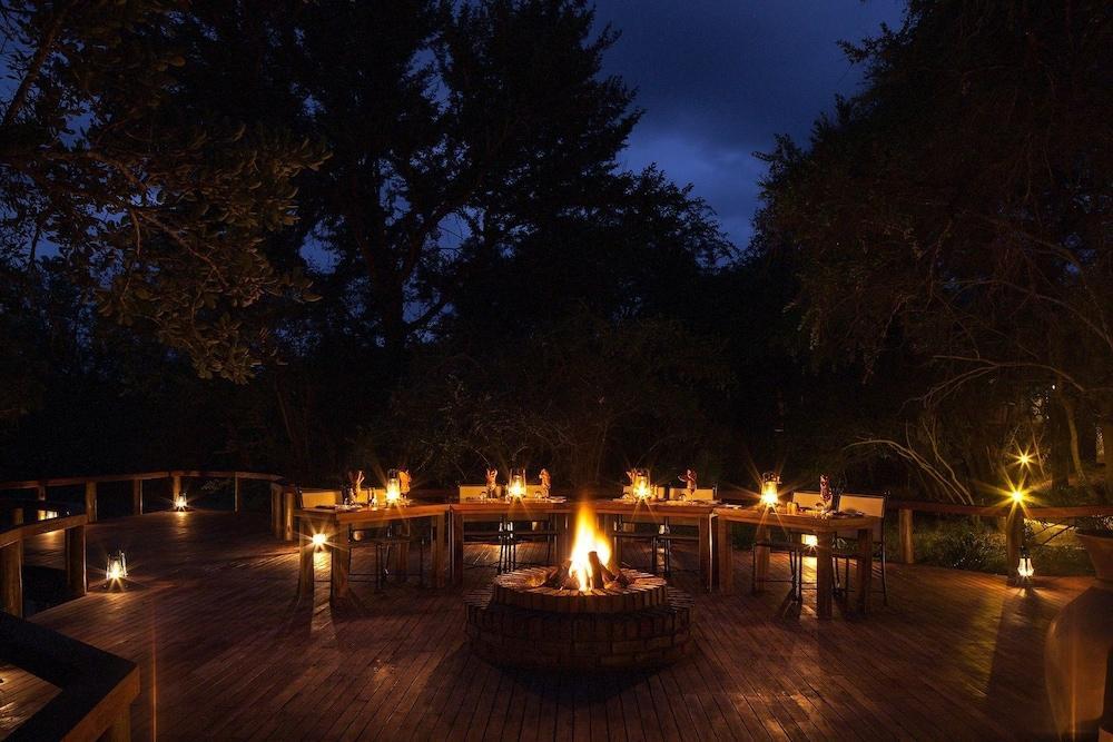 Hotel Monwana à Hoedspruit Extérieur photo