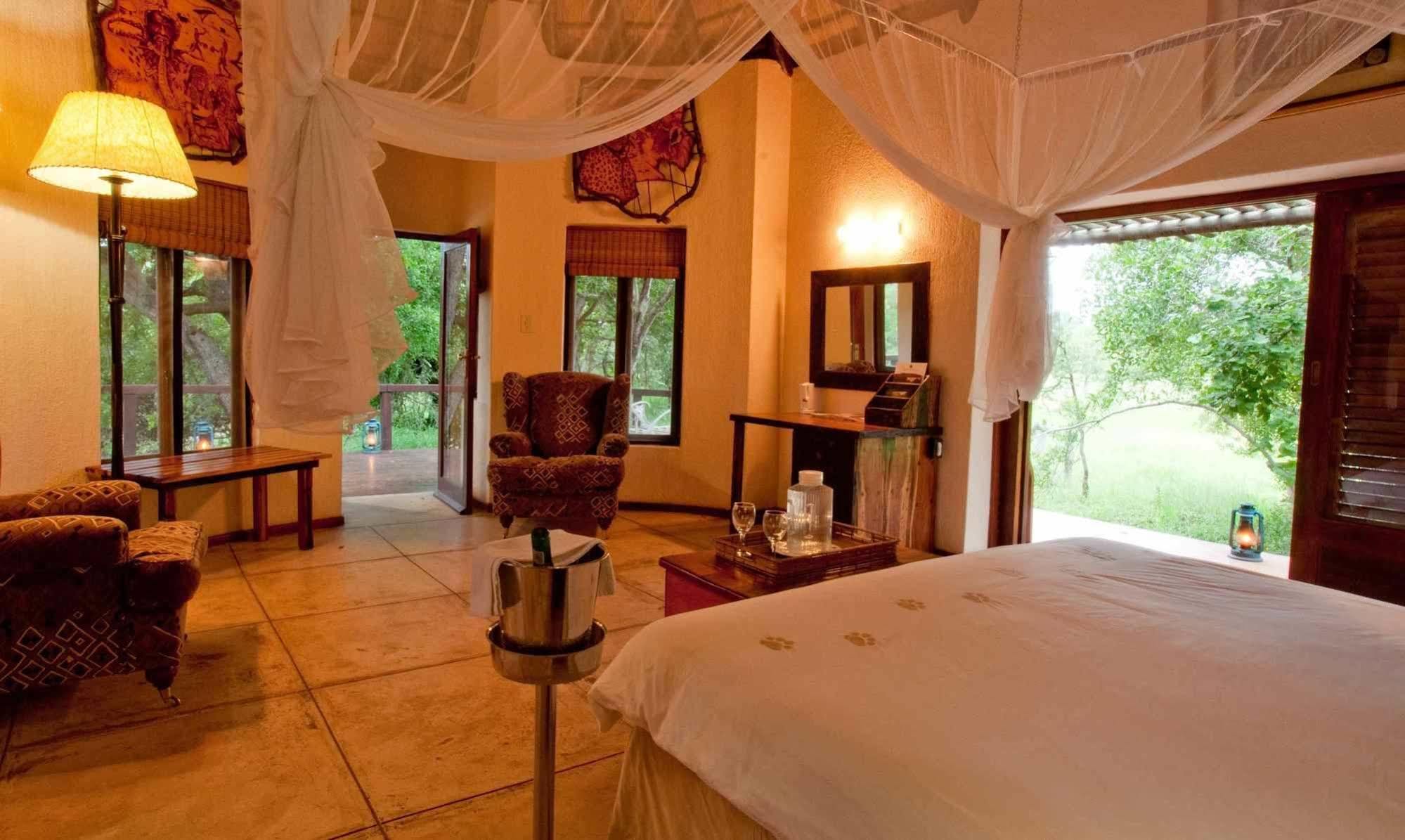Hotel Monwana à Hoedspruit Extérieur photo