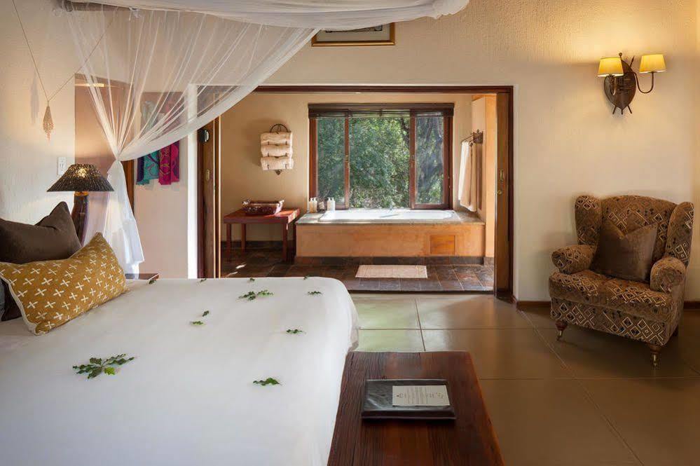 Hotel Monwana à Hoedspruit Extérieur photo