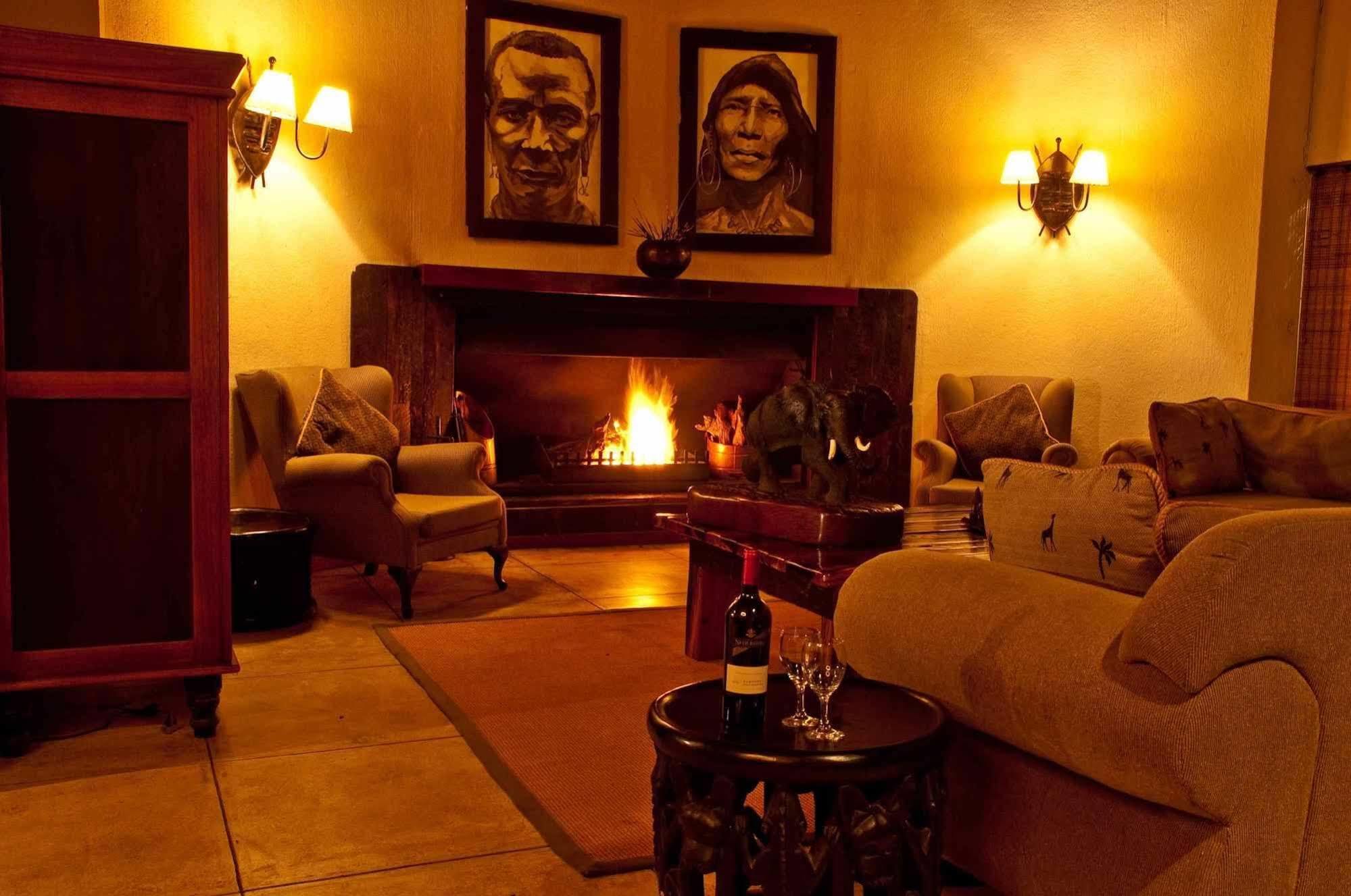 Hotel Monwana à Hoedspruit Extérieur photo